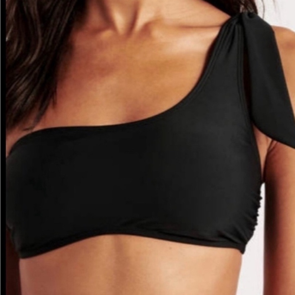 Abercrombie & Fitch | Black One-Shoulder Bralette Swim/Bikini Top w/ Tags!